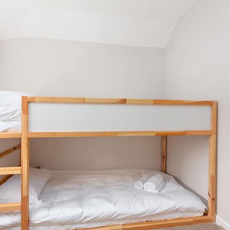 Charles Alexander Short Stay - Moorway House Poulton-le-Fylde Екстер'єр фото