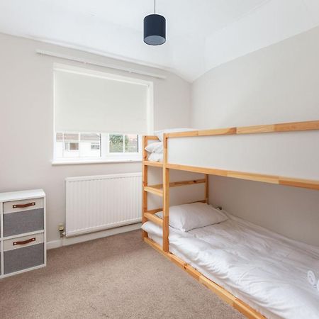 Charles Alexander Short Stay - Moorway House Poulton-le-Fylde Екстер'єр фото