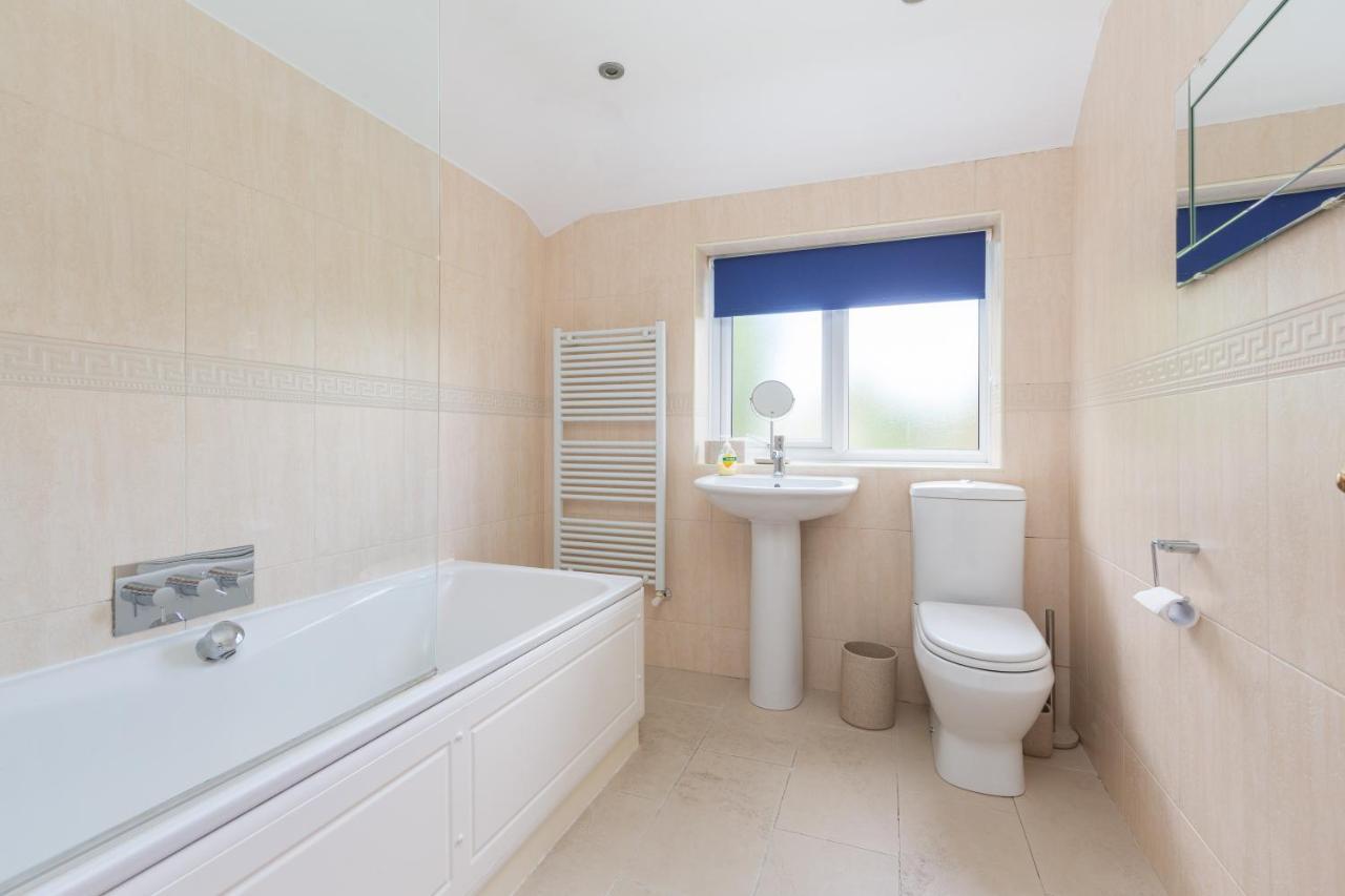 Charles Alexander Short Stay - Moorway House Poulton-le-Fylde Екстер'єр фото